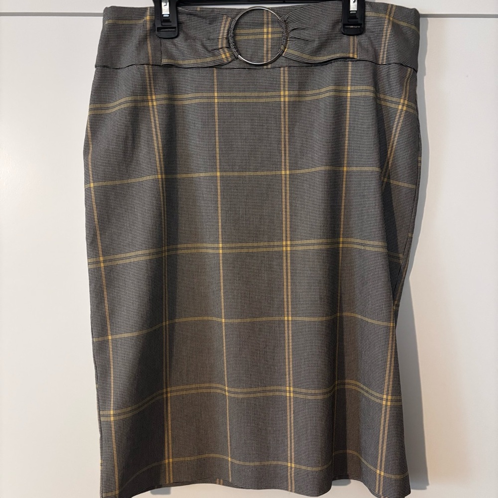 NWOT Soho Apparel M Stretch Gray Yellow Black White Plaid Belted Pencil Skirt. - Picture 4 of 9